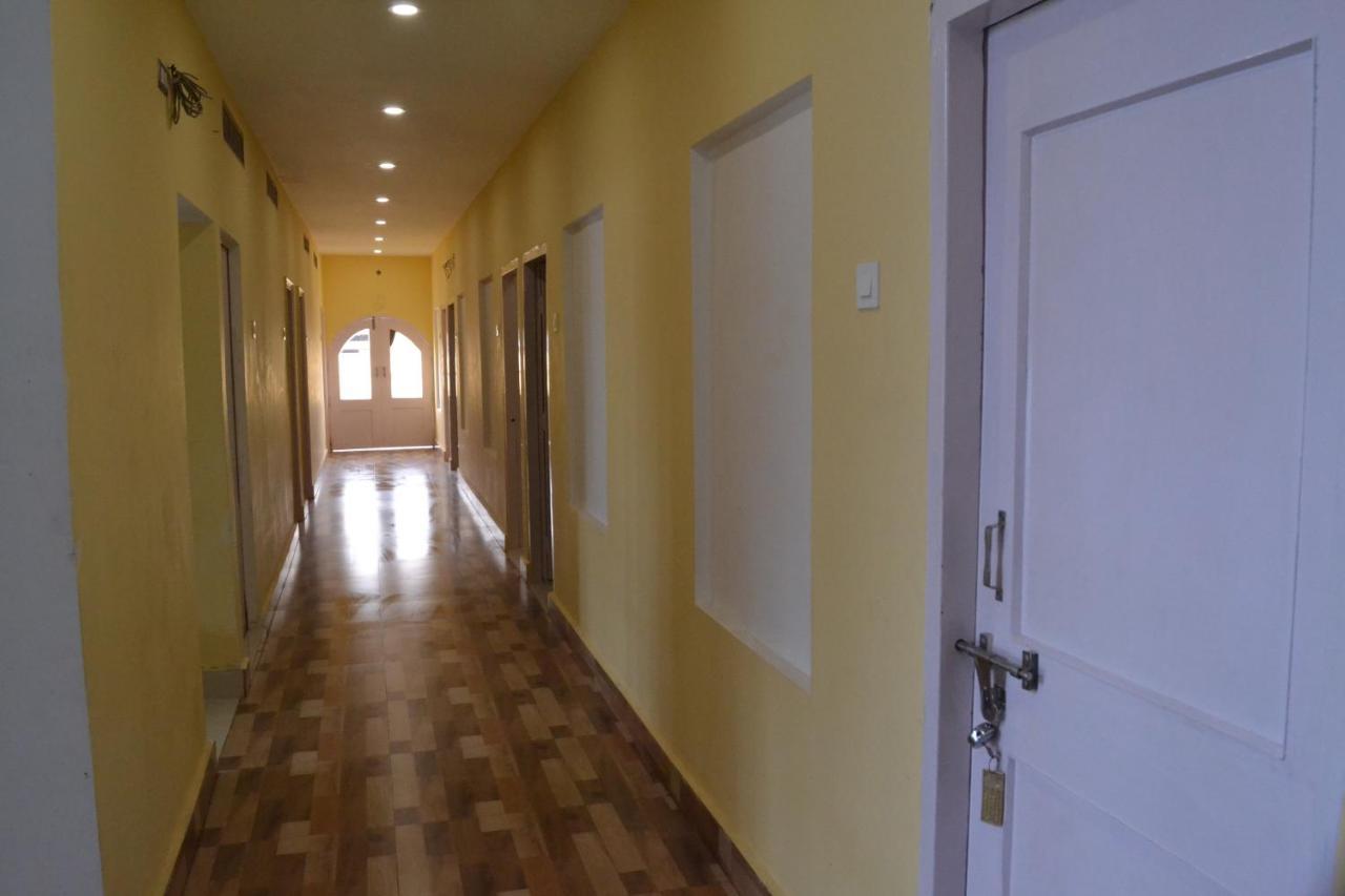 Hotel Samman Varanasi Ngoại thất bức ảnh